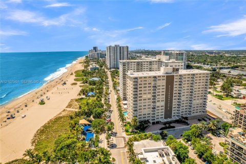 Copropriété à louer à Pompano Beach, Floride: 1 chambre, 67.82 m2 № 2418066 - photo 4