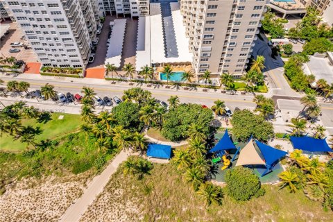 Copropriété à louer à Pompano Beach, Floride: 1 chambre, 67.82 m2 № 2418066 - photo 5