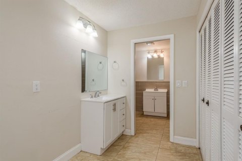 Casa en alquiler en Dunedin, Florida, 4 dormitorios, 230.03 m2 № 1917339 - foto 14