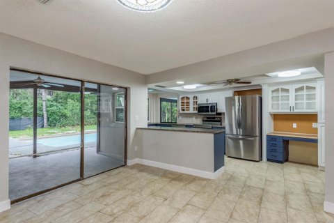 Casa en alquiler en Dunedin, Florida, 4 dormitorios, 230.03 m2 № 1917339 - foto 10