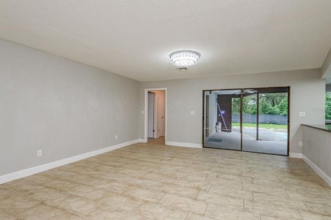 Casa en alquiler en Dunedin, Florida, 4 dormitorios, 230.03 m2 № 1917339 - foto 7