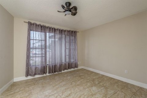 Casa en alquiler en Dunedin, Florida, 4 dormitorios, 230.03 m2 № 1917339 - foto 6