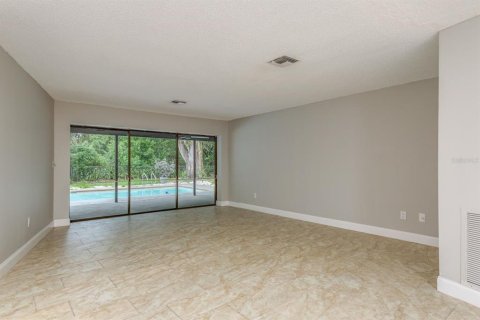 Casa en alquiler en Dunedin, Florida, 4 dormitorios, 230.03 m2 № 1917339 - foto 4