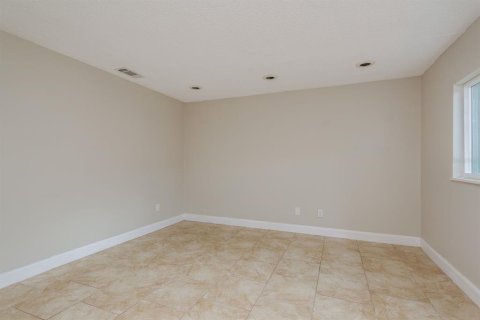 Casa en alquiler en Dunedin, Florida, 4 dormitorios, 230.03 m2 № 1917339 - foto 20