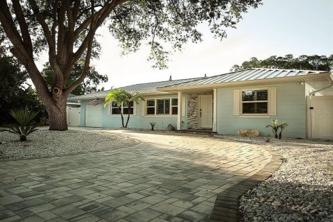 Купить виллу или дом в Сарасота, Флорида 8 комнат, 174.47м2, № 1846840 - фото 6