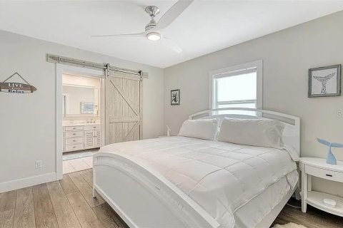 Купить виллу или дом в Сарасота, Флорида 8 комнат, 174.47м2, № 1846840 - фото 18