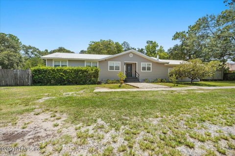 Immobilier commercial à vendre à Jacksonville, Floride: 6 chambres, 302.49 m2 № 771839 - photo 1