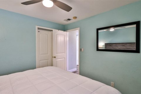 House in Ormond Beach, Florida 3 bedrooms, 159.33 sq.m. № 1719627 - photo 14