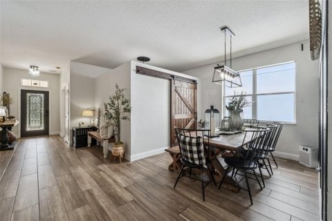 Villa ou maison à vendre à Casselberry, Floride: 4 chambres, 191.75 m2 № 2345516 - photo 6