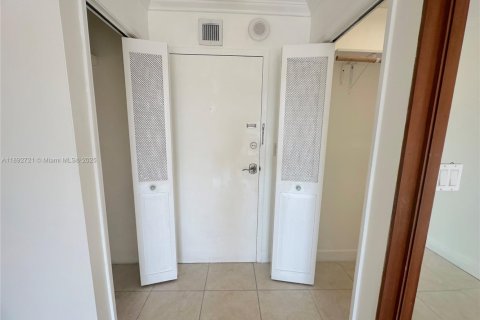 Copropriété à louer à Fort Lauderdale, Floride: 1 chambre, 64.1 m2 № 1945070 - photo 23