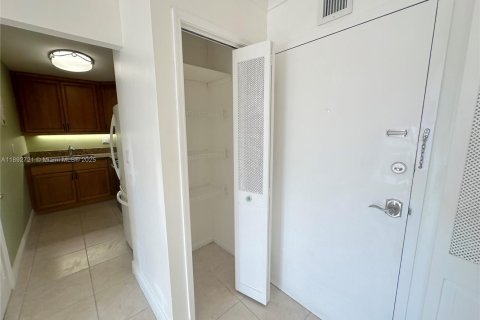 Copropriété à louer à Fort Lauderdale, Floride: 1 chambre, 64.1 m2 № 1945070 - photo 20