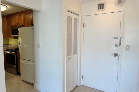 Copropriété à louer à Fort Lauderdale, Floride: 1 chambre, 64.1 m2 № 1945070 - photo 19