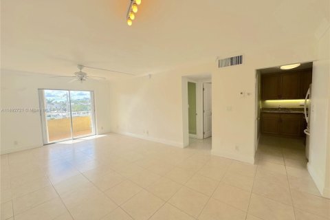 Copropriété à louer à Fort Lauderdale, Floride: 1 chambre, 64.1 m2 № 1945070 - photo 9