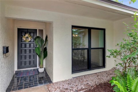 Villa ou maison à vendre à Saint Petersburg, Floride: 4 chambres, 174.75 m2 № 2437247 - photo 7