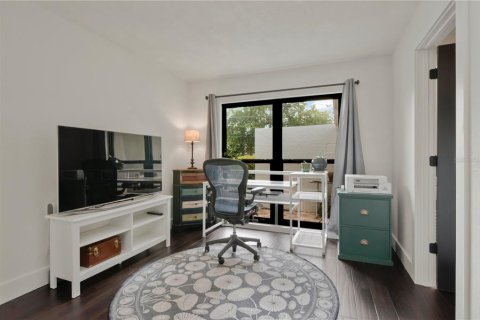 Villa ou maison à vendre à Saint Petersburg, Floride: 4 chambres, 174.75 m2 № 2437247 - photo 29