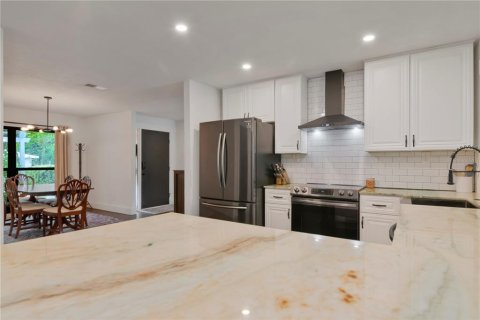 Villa ou maison à vendre à Saint Petersburg, Floride: 4 chambres, 174.75 m2 № 2437247 - photo 21