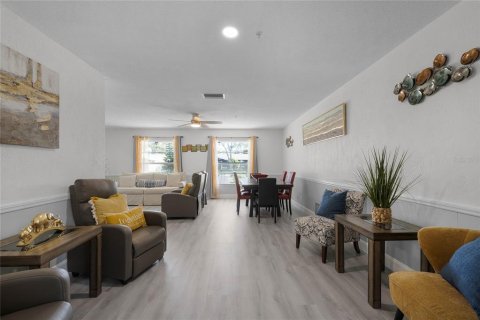 Villa ou maison à vendre à Daytona Beach, Floride: 5 chambres, 193.05 m2 № 1562043 - photo 6
