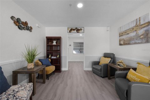 Villa ou maison à vendre à Daytona Beach, Floride: 5 chambres, 193.05 m2 № 1562043 - photo 7