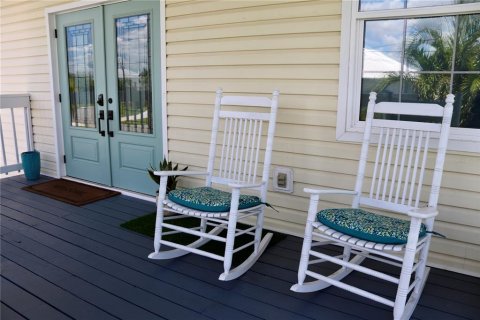 Villa ou maison à vendre à Punta Gorda, Floride: 4 chambres, 240.43 m2 № 1750268 - photo 4