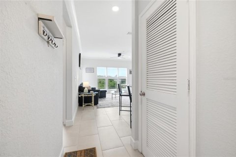 Copropriété à louer à Bradenton, Floride: 2 chambres, 93.74 m2 № 2408366 - photo 7