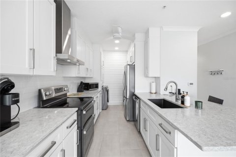Copropriété à louer à Bradenton, Floride: 2 chambres, 93.74 m2 № 2408366 - photo 10