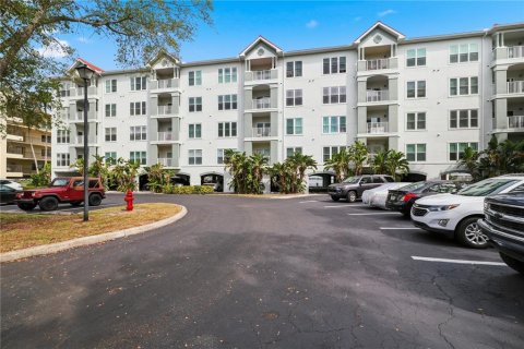Copropriété à louer à Bradenton, Floride: 2 chambres, 93.74 m2 № 2408366 - photo 4