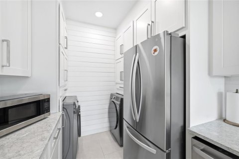 Copropriété à louer à Bradenton, Floride: 2 chambres, 93.74 m2 № 2408366 - photo 12