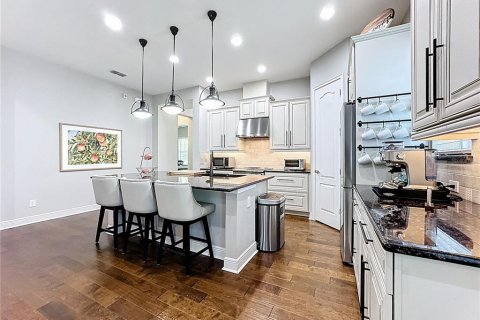 House in Orlando, Florida 3 bedrooms, 181.62 sq.m. № 1885857 - photo 6