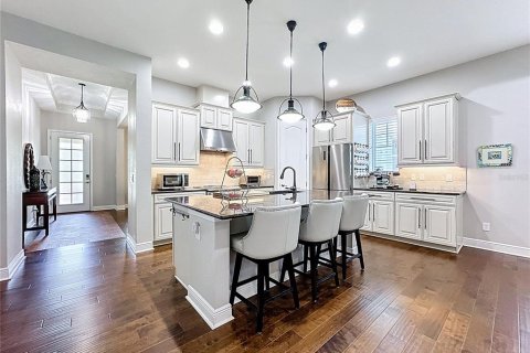 House in Orlando, Florida 3 bedrooms, 181.62 sq.m. № 1885857 - photo 4