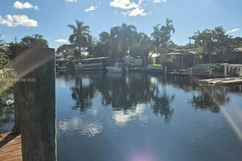 Casa en venta en Hollywood, Florida, 3 dormitorios, 80.55 m2 № 1953727 - foto 5