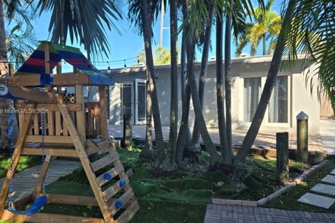Casa en venta en Hollywood, Florida, 3 dormitorios, 80.55 m2 № 1953727 - foto 7