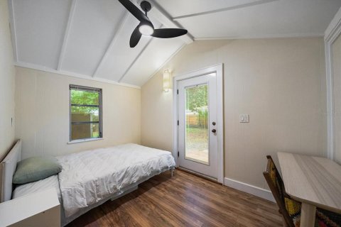 House in Sarasota, Florida 3 bedrooms, 135.36 sq.m. № 2200243 - photo 24