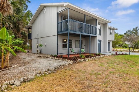 House in Palmetto, Florida 4 bedrooms, 227.61 sq.m. № 1685378 - photo 3