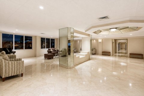Condo in Pompano Beach, Florida, 2 bedrooms  № 2338020 - photo 21