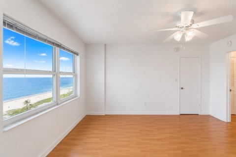 Condo in Pompano Beach, Florida, 2 bedrooms  № 2338020 - photo 4
