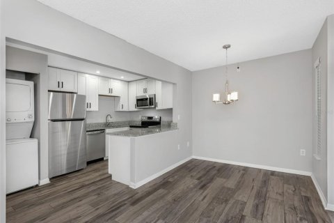 Condominio en venta en Tarpon Springs, Florida, 3 dormitorios, 110.09 m2 № 2196497 - foto 4