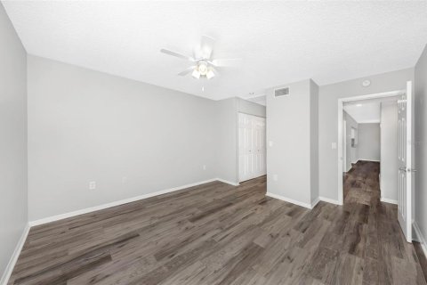 Condominio en venta en Tarpon Springs, Florida, 3 dormitorios, 110.09 m2 № 2196497 - foto 22