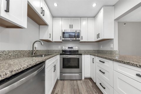Condominio en venta en Tarpon Springs, Florida, 3 dormitorios, 110.09 m2 № 2196497 - foto 7