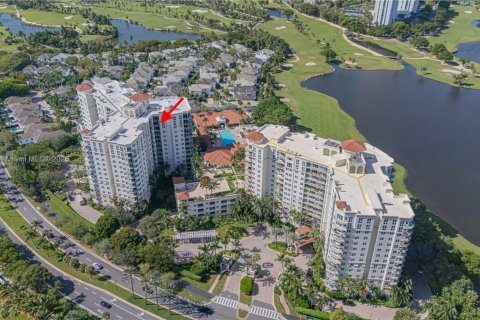 Condo in Aventura, Florida, 1 bedroom  № 1969889 - photo 26