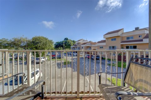 Condominio en venta en Miami, Florida, 2 dormitorios, 98.48 m2 № 1940958 - foto 8