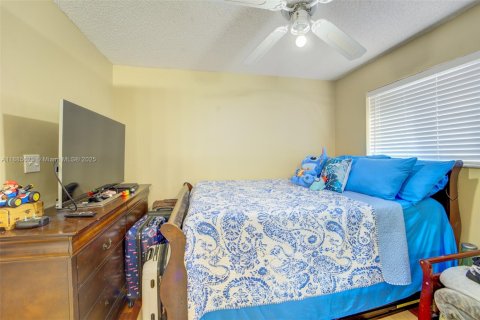 Condominio en venta en Miami, Florida, 2 dormitorios, 98.48 m2 № 1940958 - foto 11