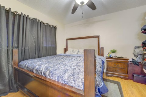 Condominio en venta en Miami, Florida, 2 dormitorios, 98.48 m2 № 1940958 - foto 14