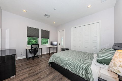 Villa ou maison à vendre à Saint Petersburg, Floride: 4 chambres, 275.92 m2 № 2266788 - photo 25