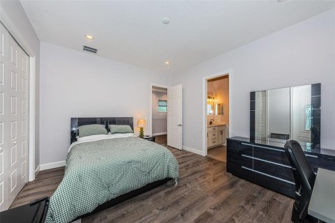Villa ou maison à vendre à Saint Petersburg, Floride: 4 chambres, 275.92 m2 № 2266788 - photo 26