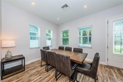 Villa ou maison à vendre à Saint Petersburg, Floride: 4 chambres, 275.92 m2 № 2266788 - photo 13