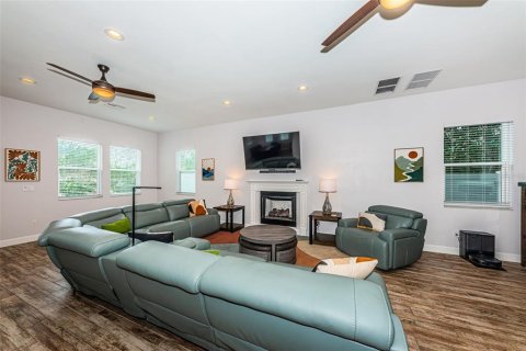 Villa ou maison à vendre à Saint Petersburg, Floride: 4 chambres, 275.92 m2 № 2266788 - photo 11