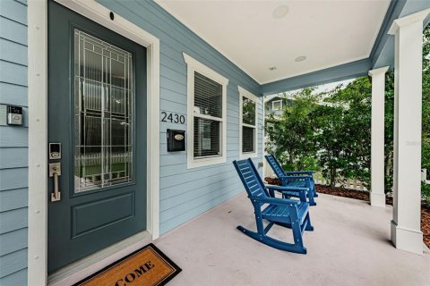 Villa ou maison à vendre à Saint Petersburg, Floride: 4 chambres, 275.92 m2 № 2266788 - photo 5