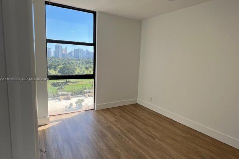 Снять в аренду кондоминиум в Авентура, Флорида 2 спальни, 105.72м2, № 2049296 - фото 17