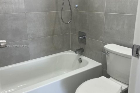 Снять в аренду кондоминиум в Авентура, Флорида 2 спальни, 105.72м2, № 2049296 - фото 6