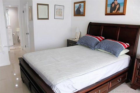 Copropriété à vendre à Miami, Floride: 1 chambre, 74.41 m2 № 1979535 - photo 12